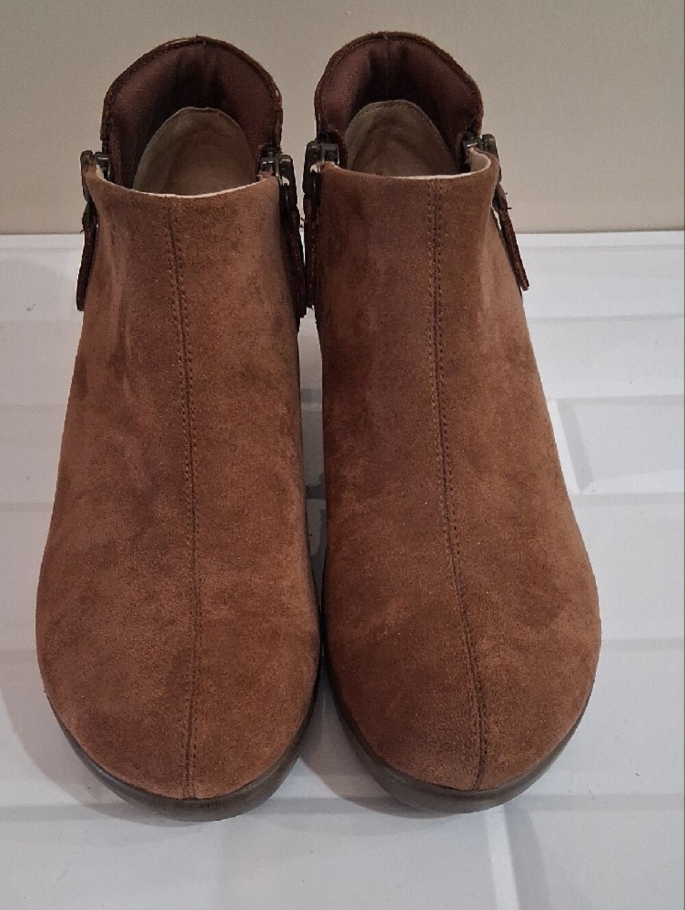 Alegria Sloan Brown Suede Bootie Size 8 - Picture 4 of 11